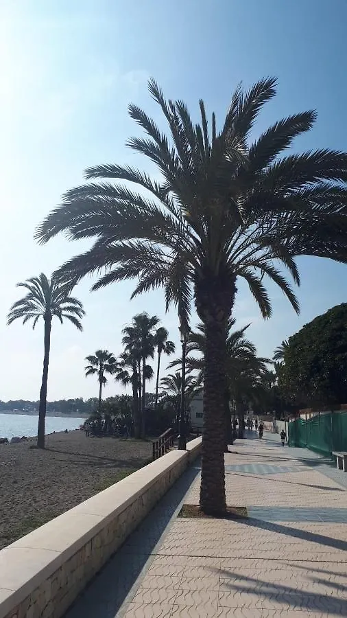 El Paraiso Golf Y Playa 埃斯特波纳 0*,  西班牙